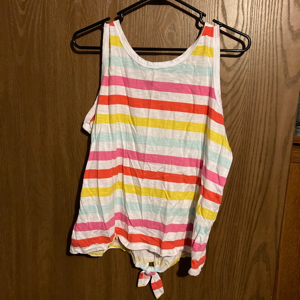 Tie-Front Tank XXL - Picture 2 of 6